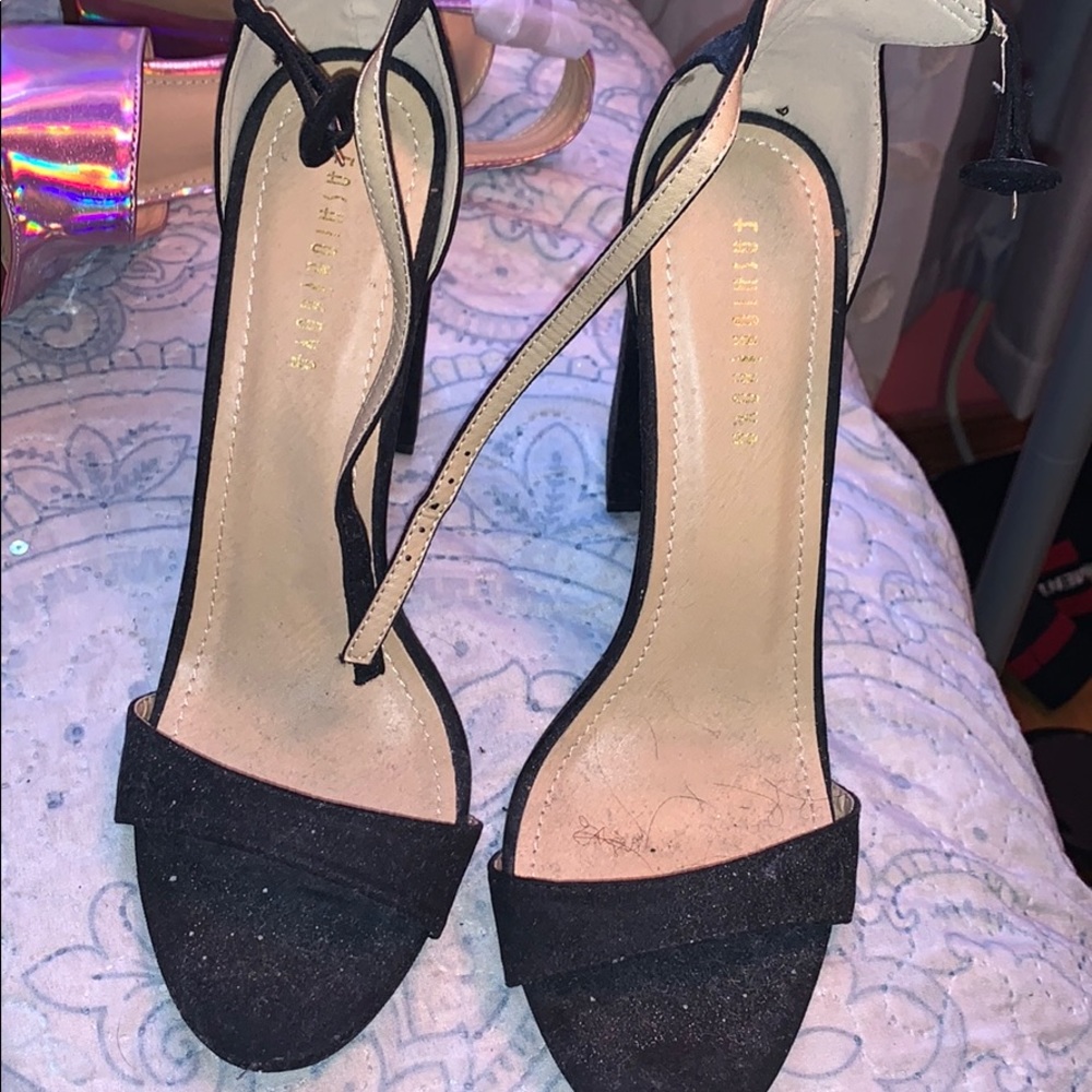 Never work suede black heel